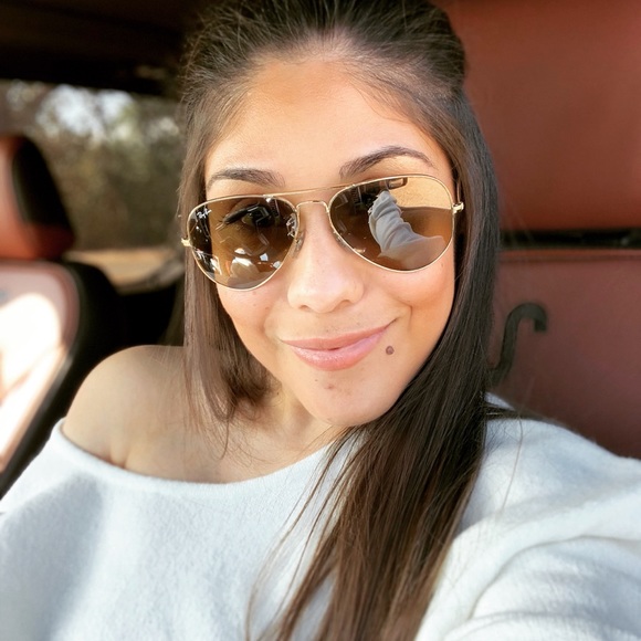 Meet your Posher, Myrna - Picture 3 of 3